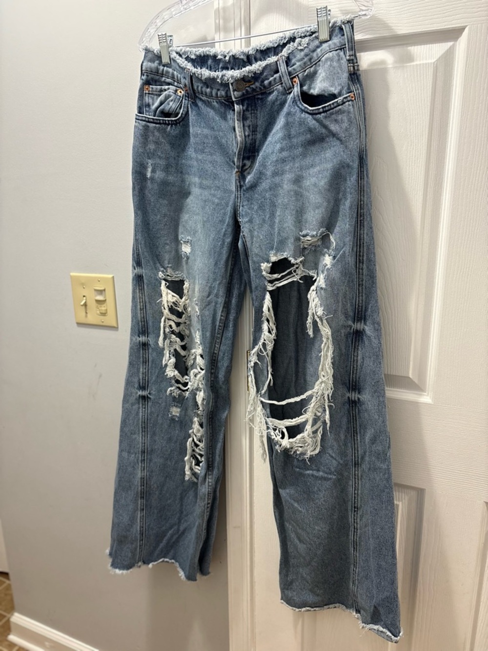 SER.O.YA Mountain Distressed Jeans In Sorrento Size 28 X 35